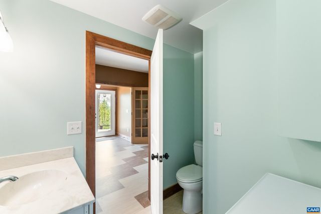 407 FARMVIEW RD, Stanardsville, VA 22973
