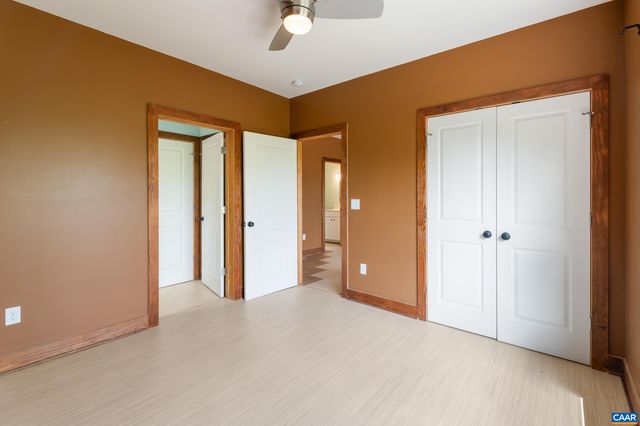 407 FARMVIEW RD, Stanardsville, VA 22973