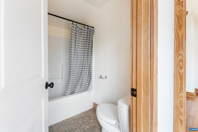 407 FARMVIEW RD, Stanardsville, VA 22973