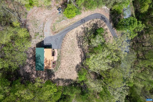 407 FARMVIEW RD, Stanardsville, VA 22973