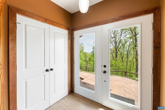 407 FARMVIEW RD, Stanardsville, VA 22973