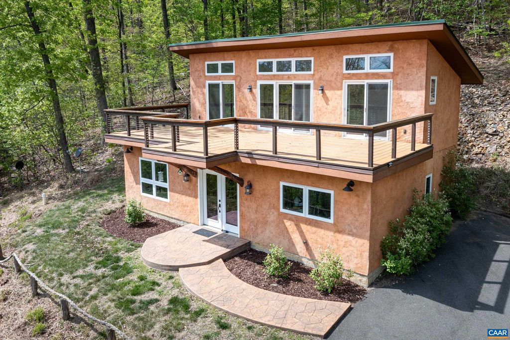 407 FARMVIEW RD, Stanardsville, VA 22973