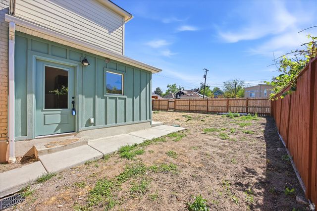 2265 S 700 E, Salt Lake City, UT 84106