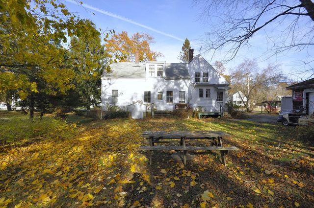 479 Central St, East Bridgewater, MA 02333