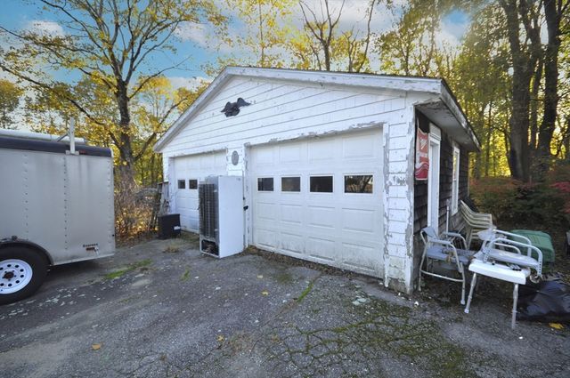 479 Central St, East Bridgewater, MA 02333