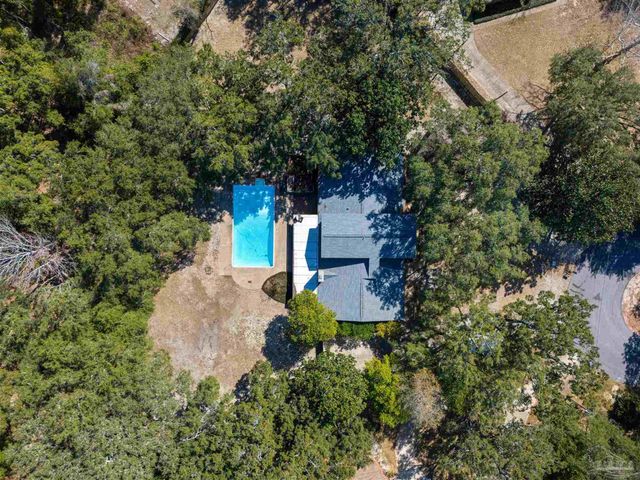 3066 Rosa Del Villa Dr, Gulf Breeze, FL 32563