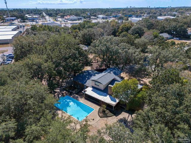 3066 Rosa Del Villa Dr, Gulf Breeze, FL 32563