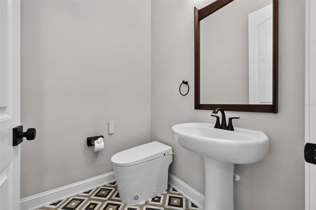 293 18TH AVENUE S, St Petersburg, FL 33705