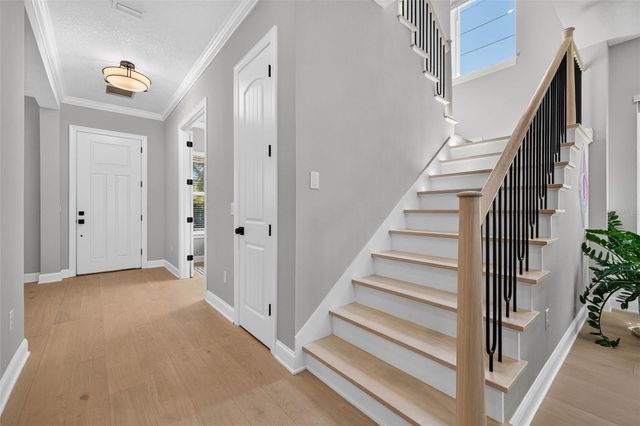 293 18TH AVENUE S, St Petersburg, FL 33705