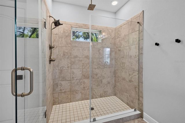 293 18TH AVENUE S, St Petersburg, FL 33705