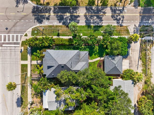 293 18TH AVENUE S, St Petersburg, FL 33705