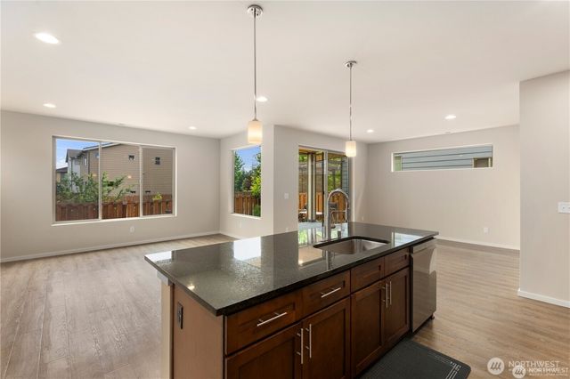 28226 226th Place SE, Maple Valley, WA 98038