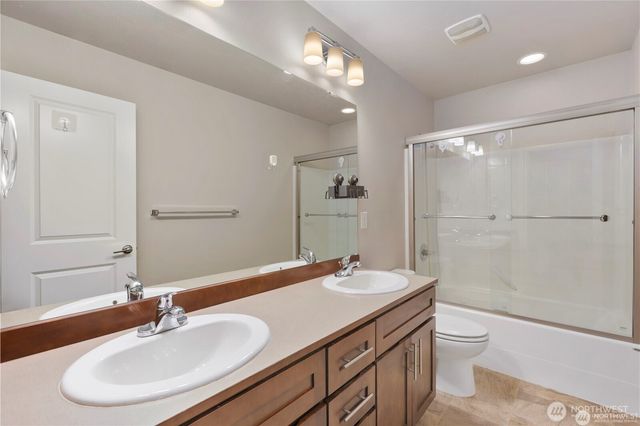 28226 226th Place SE, Maple Valley, WA 98038