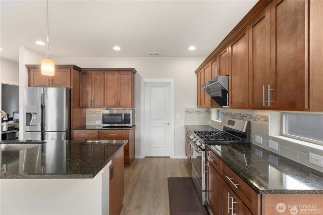 28226 226th Place SE, Maple Valley, WA 98038