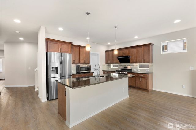 28226 226th Place SE, Maple Valley, WA 98038