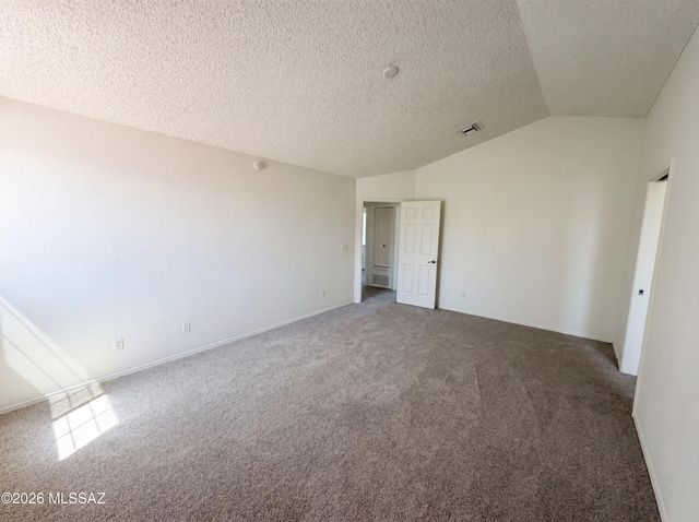 541 S Stoner Avenue, Tucson, AZ 85748