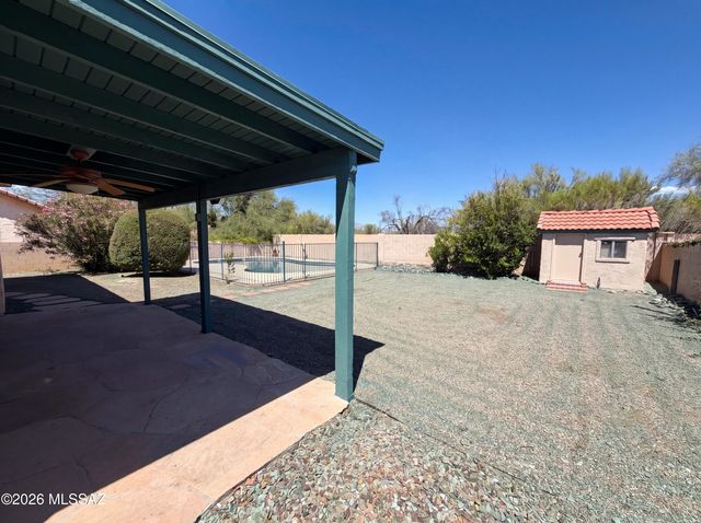 541 S Stoner Avenue, Tucson, AZ 85748