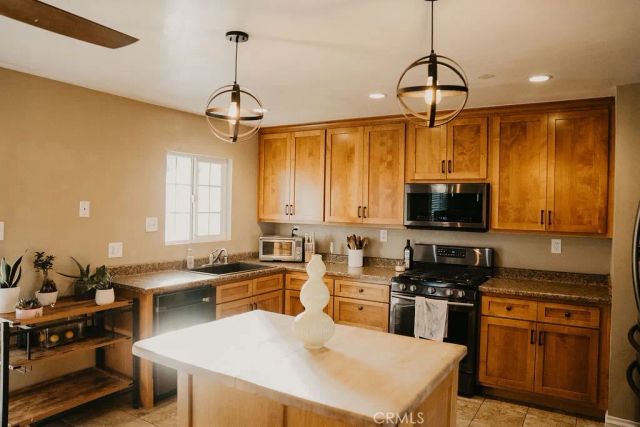 1240 E Navajo, Barstow, CA 92311