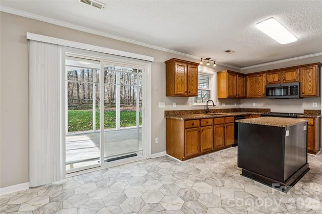 8307 Poplar Grove Circle, Waxhaw, NC 28173