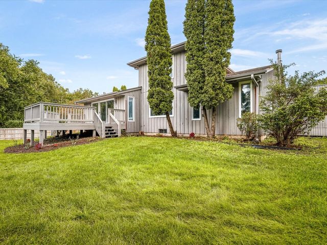 6022 Fireside Drive, Rockford, IL 61114