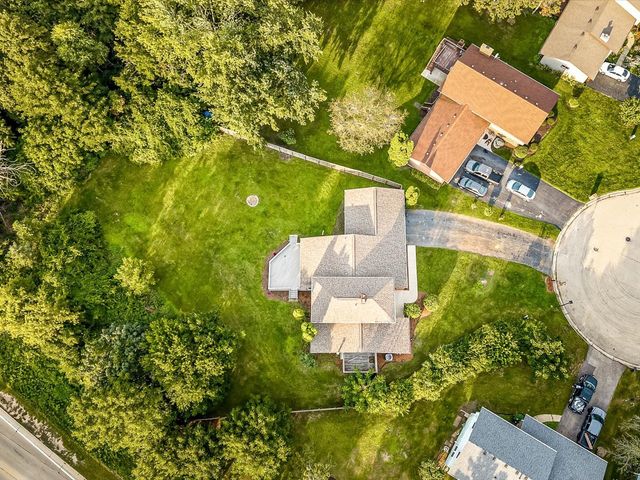6022 Fireside Drive, Rockford, IL 61114