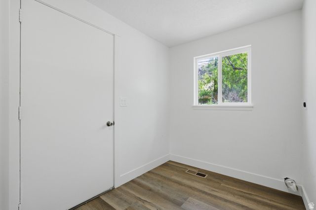 35 E E 100 ST, La Verkin, UT 84745