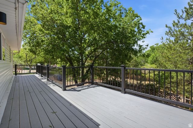 35 E E 100 ST, La Verkin, UT 84745