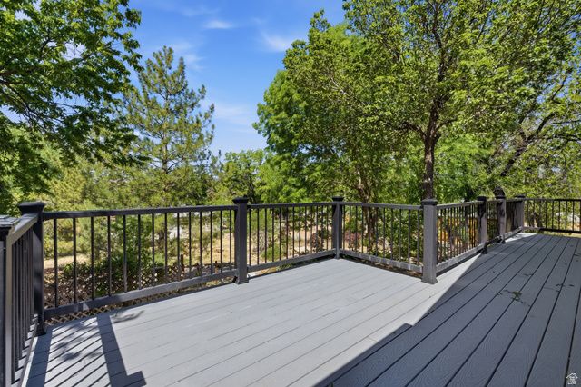 35 E E 100 ST, La Verkin, UT 84745