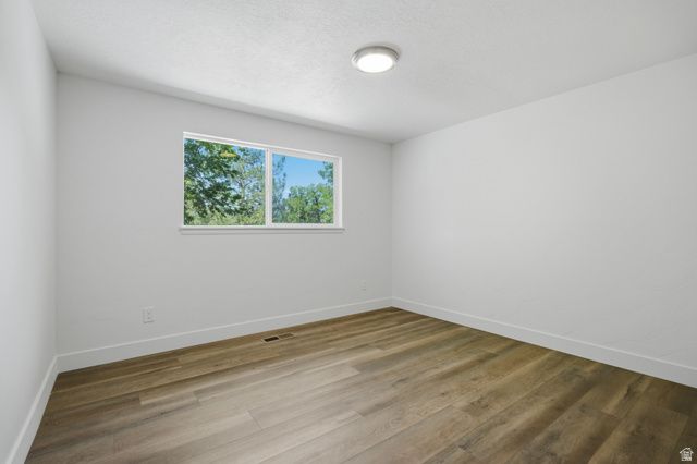 35 E E 100 ST, La Verkin, UT 84745