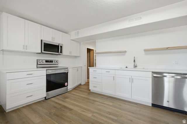 35 E E 100 ST, La Verkin, UT 84745