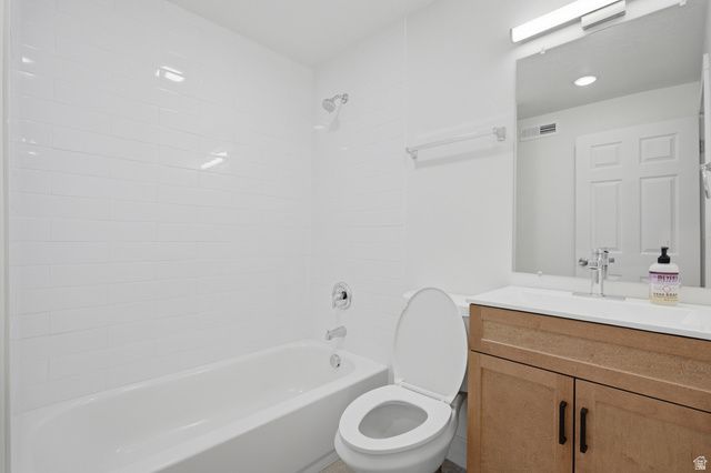 35 E E 100 ST, La Verkin, UT 84745