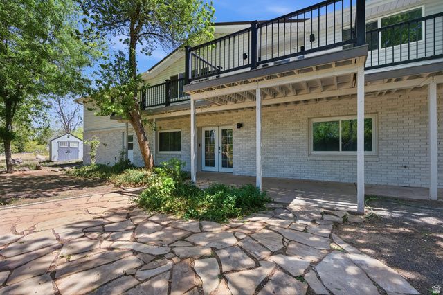 35 E E 100 ST, La Verkin, UT 84745