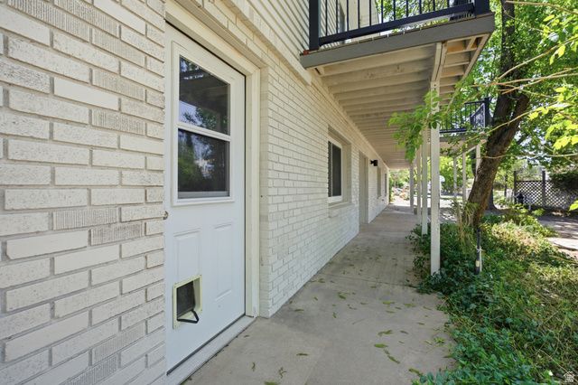 35 E E 100 ST, La Verkin, UT 84745
