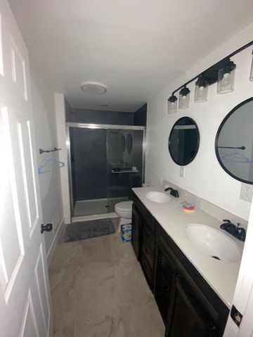 518 Arlington Ave, N Versailles, PA 15137