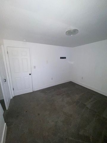 518 Arlington Ave, N Versailles, PA 15137