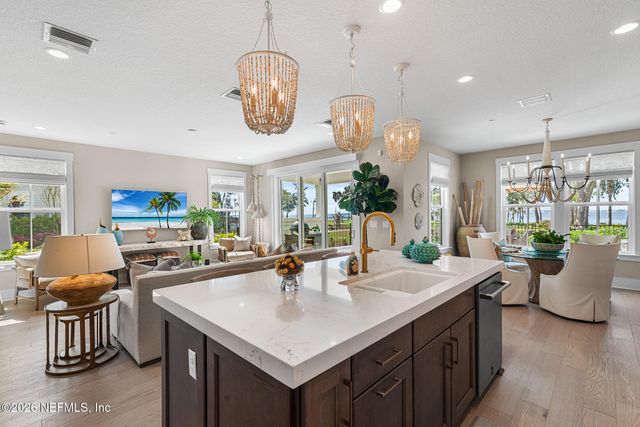 135 OAK PARK Drive, St. Johns, FL 32259