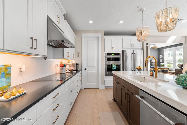 135 OAK PARK Drive, St. Johns, FL 32259