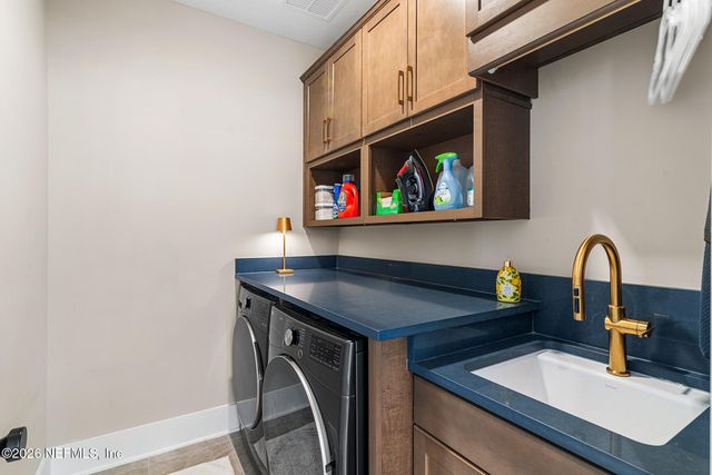 135 OAK PARK Drive, St. Johns, FL 32259