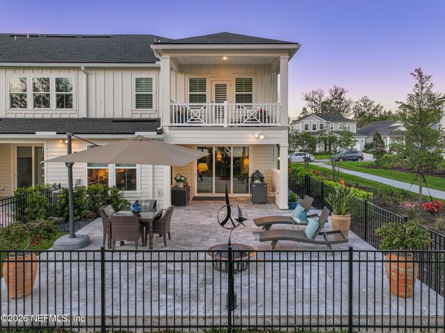 135 OAK PARK Drive, St. Johns, FL 32259