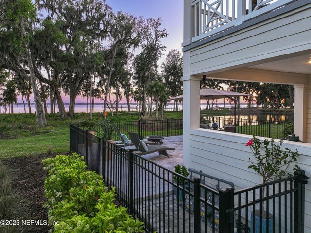 135 OAK PARK Drive, St. Johns, FL 32259