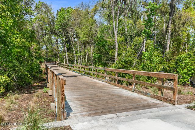 135 OAK PARK Drive, St. Johns, FL 32259