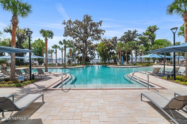 135 OAK PARK Drive, St. Johns, FL 32259