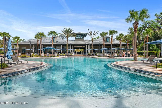 135 OAK PARK Drive, St. Johns, FL 32259