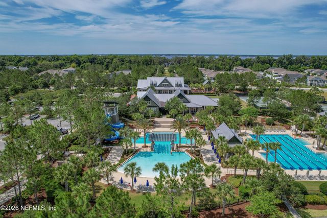 135 OAK PARK Drive, St. Johns, FL 32259