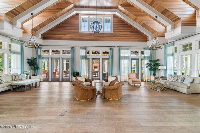 135 OAK PARK Drive, St. Johns, FL 32259