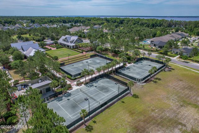 135 OAK PARK Drive, St. Johns, FL 32259