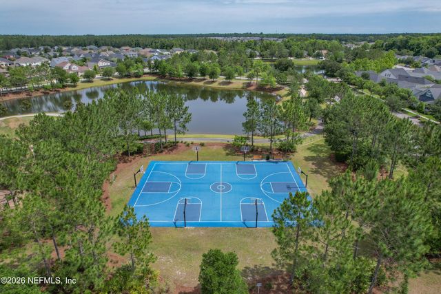 135 OAK PARK Drive, St. Johns, FL 32259