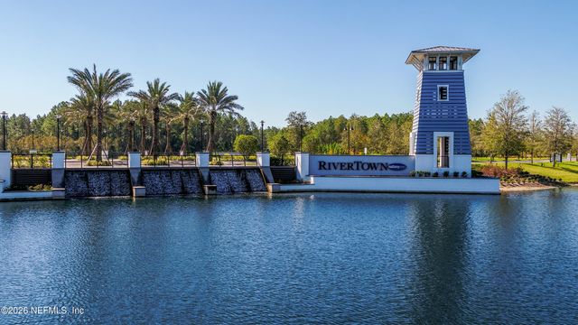 135 OAK PARK Drive, St. Johns, FL 32259