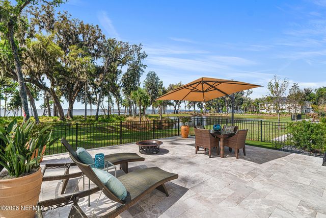 135 OAK PARK Drive, St. Johns, FL 32259