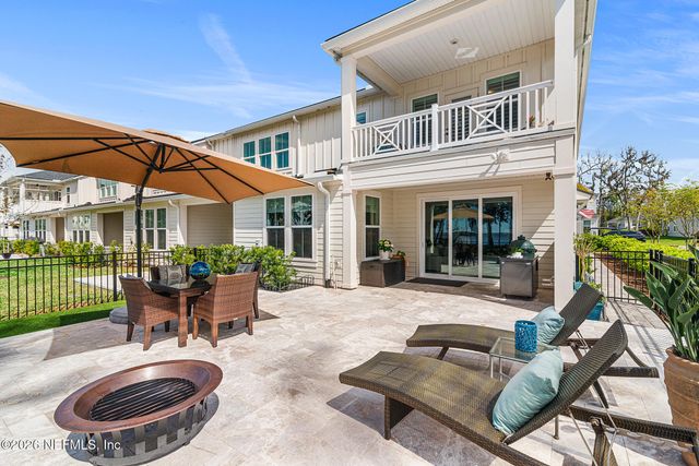 135 OAK PARK Drive, St. Johns, FL 32259